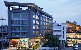 Uptown Hotel Nagpur